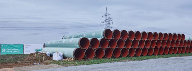 Enerige & Management > Gas - Baustart für die SEL-Pipeline