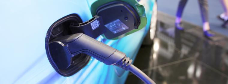Enerige & Management > Elektrofahrzeuge - Zulassungszahlen von E-Autos brechen ein