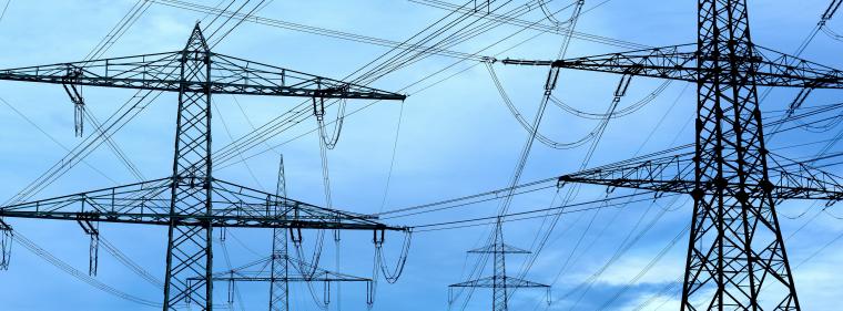 Enerige & Management > Strom - In Deutschland wird weniger Strom produziert