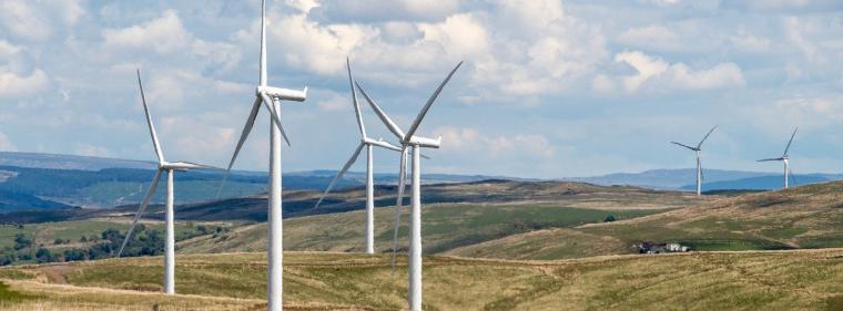 Enerige & Management > Recht - Stadtwerke können Windpark fertig bauen